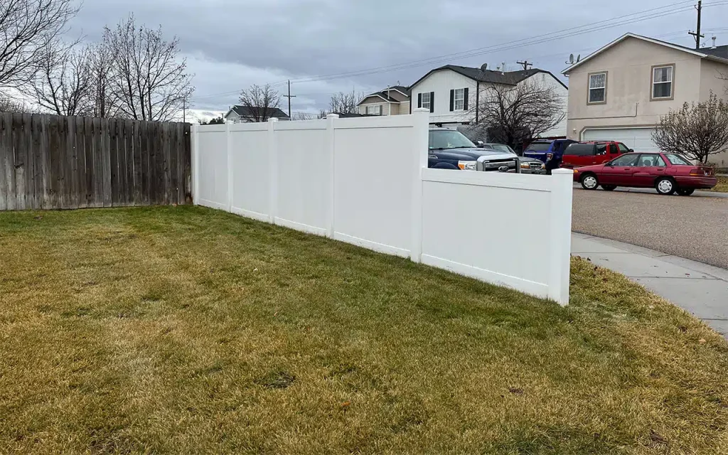 Vinyl Fencing 1